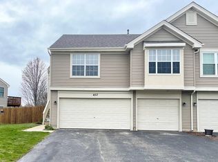 452 Gloria Ln, Oswego, IL 60543