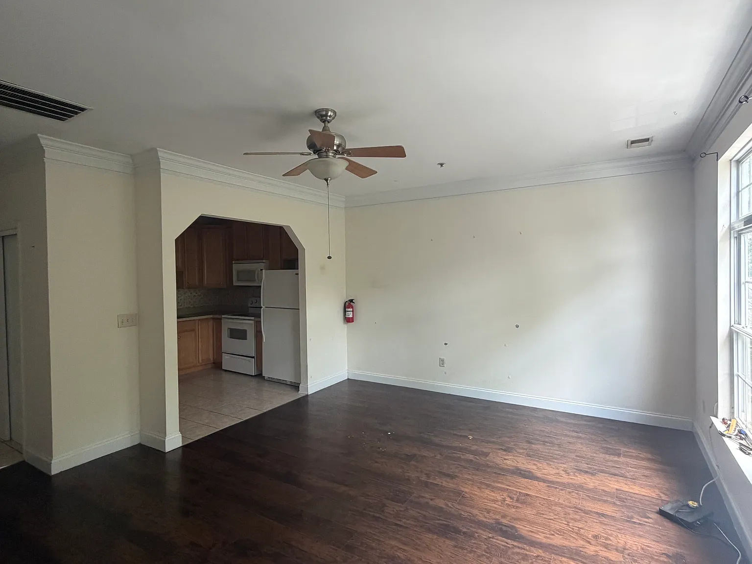 1 bed, $2,100 — Photo 2