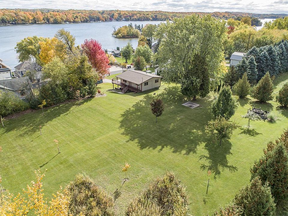 1st image of 5961 North Lake DRIVE