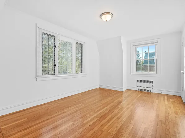 15 86th Street image 11 of 36