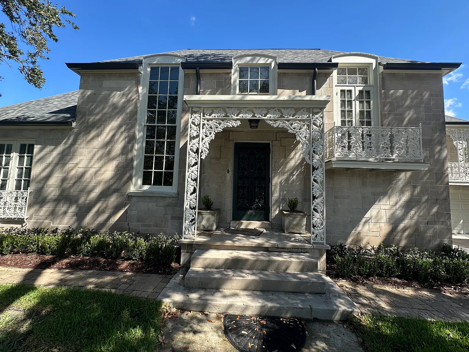 5 bed, 3750 sqft, $4,750 — Photo 2