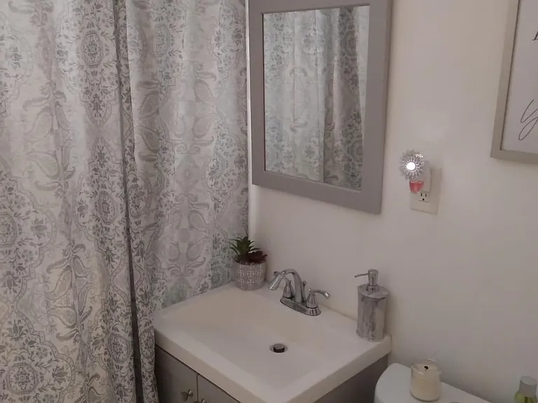 709 Wisteria Ave — Photo 3