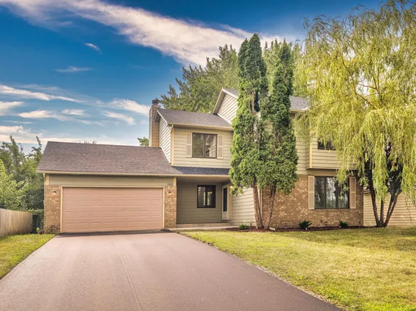 7400 157th St W, Apple Valley, MN 55124