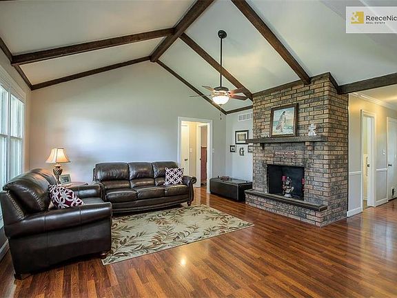 New Paint throughout