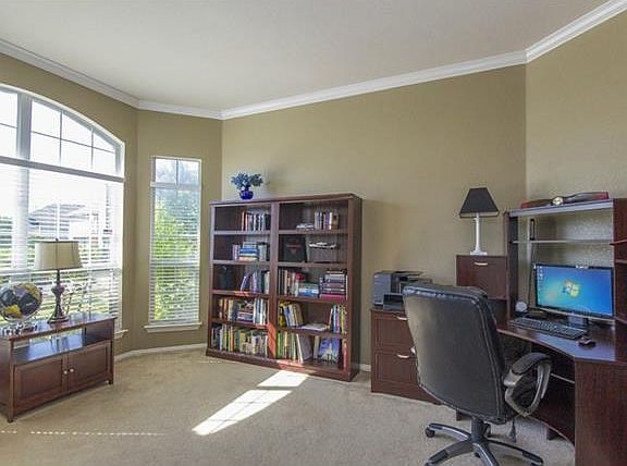 4th image of 20304 Crooked Stick Dr