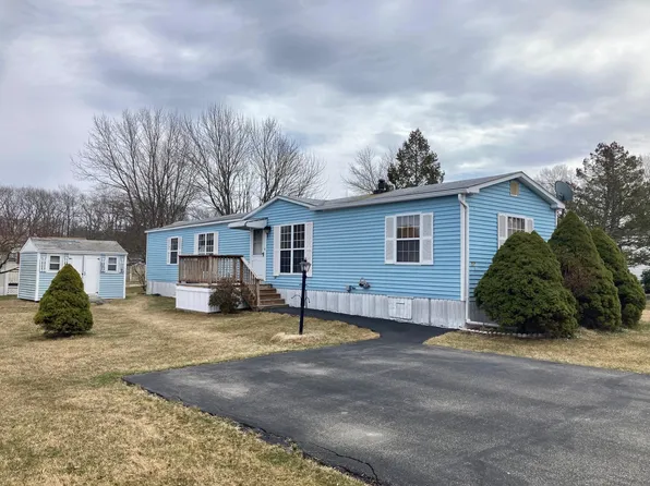 57 Silver Street, Seabrook, NH 03874