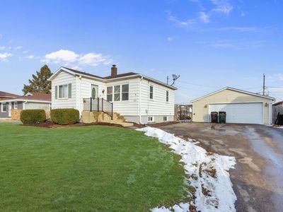 3051 90th STREET, Sturtevant, WI, 53177