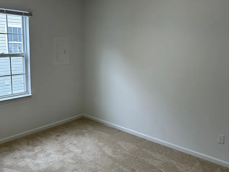 Arlington Apartments — Photo 168