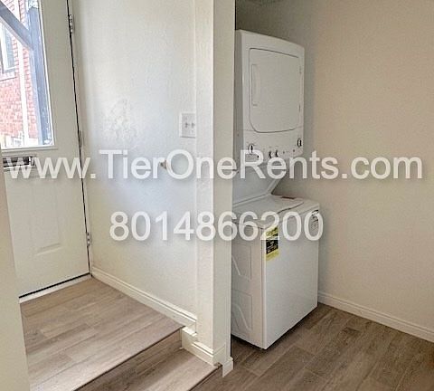 4th image of 7518 S Greenwood Cir #C