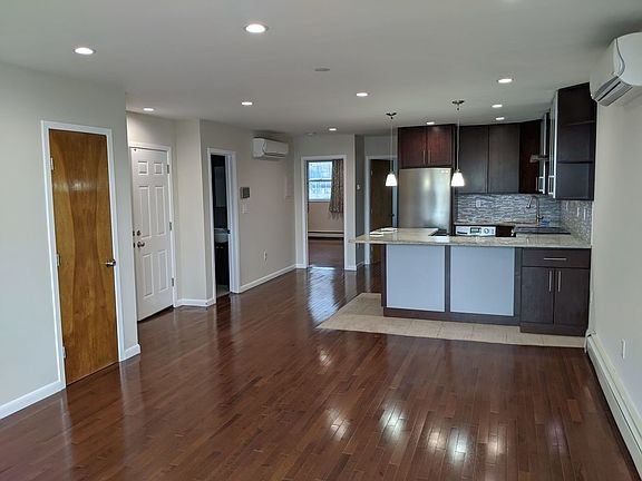 4th image of 519 Carroll St #2