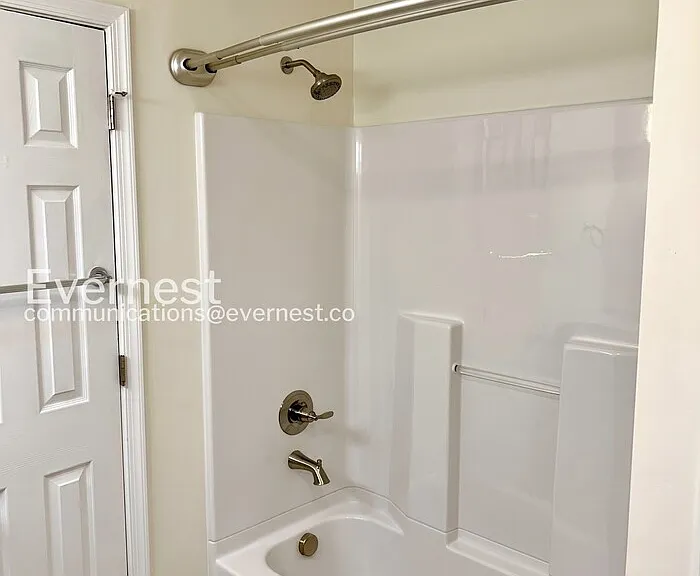 2581 Glenridge Ct — Photo 11
