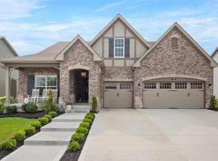 1211 Fienup Lake Dr, Chesterfield, MO 63005