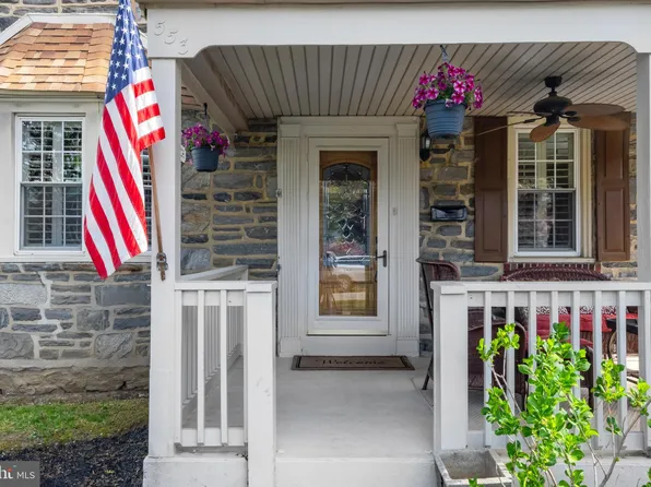 553 Achille Rd, Havertown, PA 19083