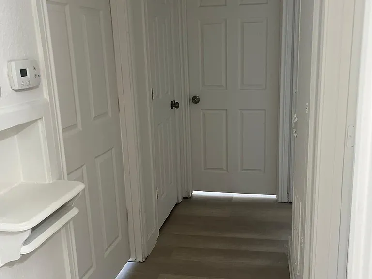1005 Highland Dr — Photo 4