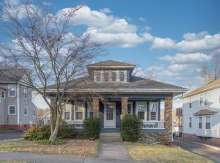 721 Center St, Wallingford, CT 06492