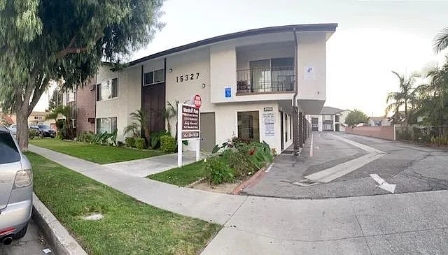 15327 Woodruff Pl #223 — Photo 1