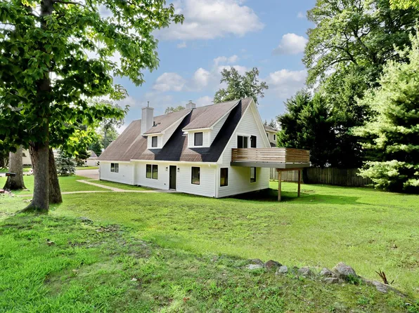 150 Riveredge Rd, Tenafly, NJ 07670