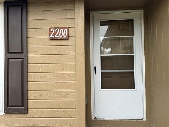 2nd image of 2200 NW Harbor Pl