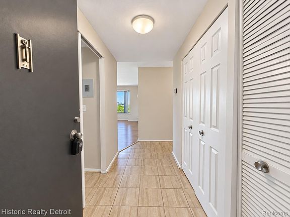 2nd image of 1300 E Lafayette St APT 812