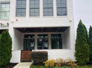 204 Sessions St, Woodstock, GA 30188