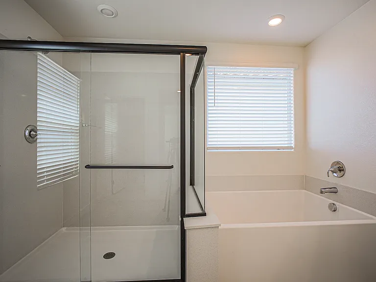5644 Hill Spire St — Photo 15