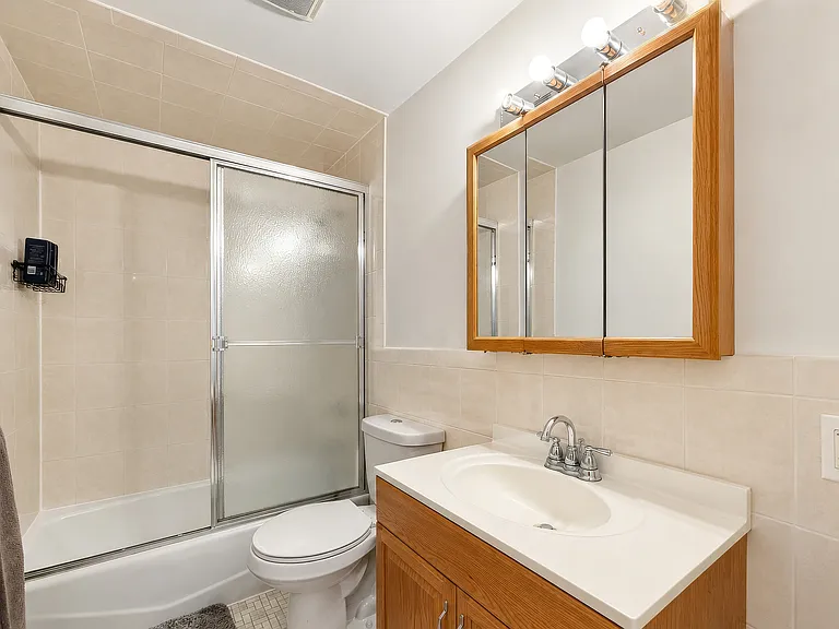 300 Broome St #4F — Photo 8