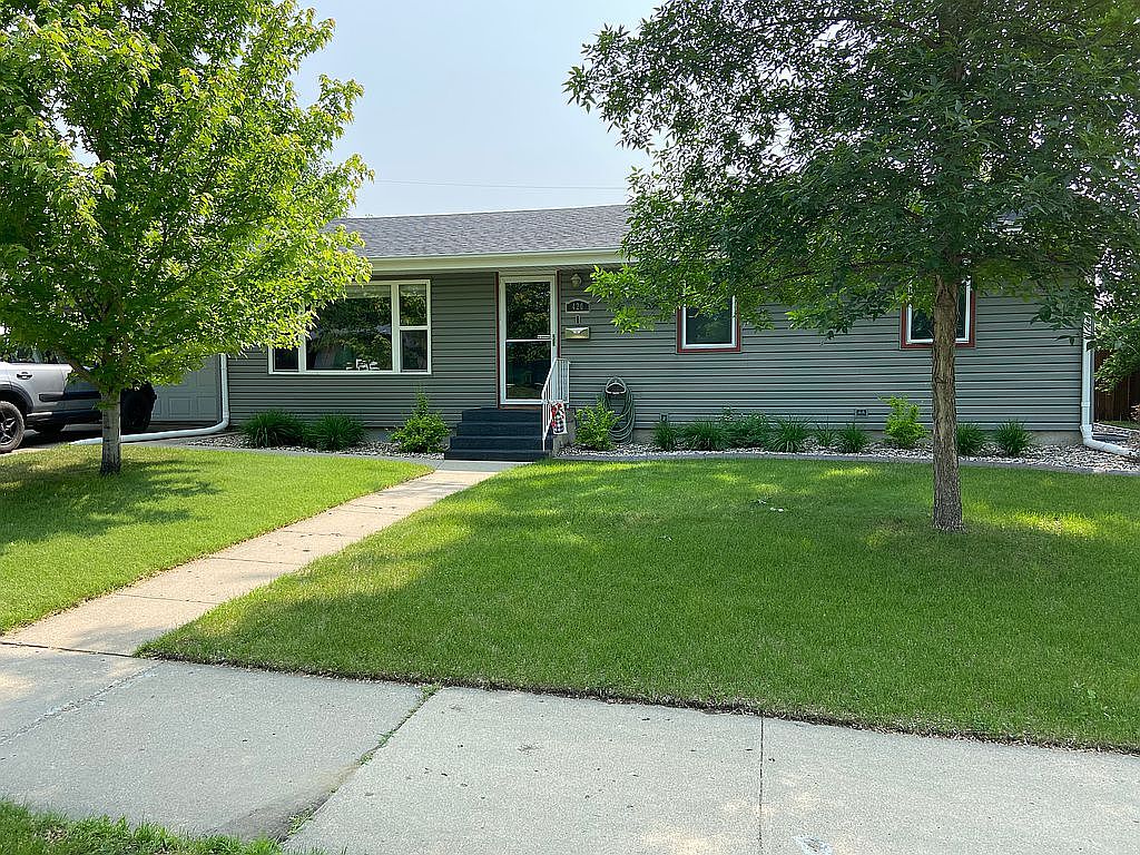 420 24th St NW, Minot, ND 58703 Zillow