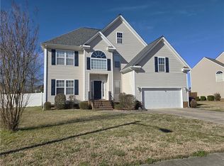 1330 Dominion Lakes Blvd, Chesapeake, VA 23320