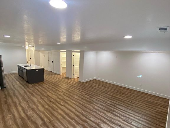 Family Room & Kitchen