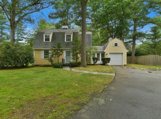591 Common St, Walpole, MA 02081