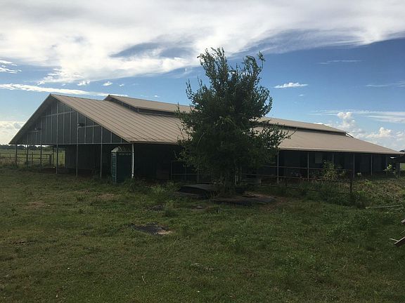 4th image of 16411 Majestic Oaks Dr
