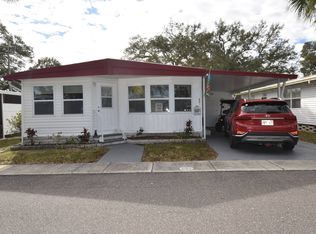 681 Poinsettia Dr, Largo, FL 33770