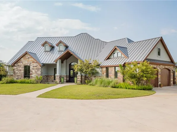 21301 Dill Cir, Spicewood, TX 78669