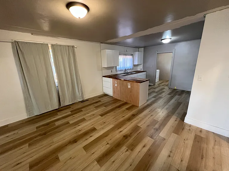 114 W Jefferson Ave — Photo 8