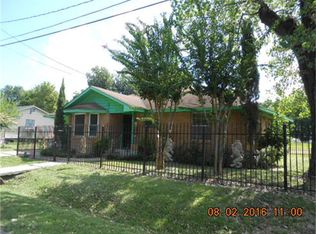 3214 Brewster St, Houston, TX 77026