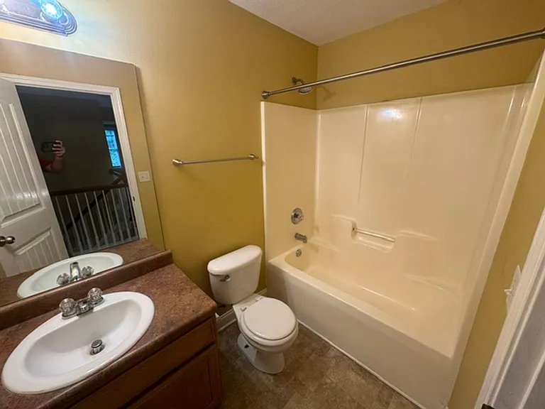 429 Jasmine Cir — Photo 12