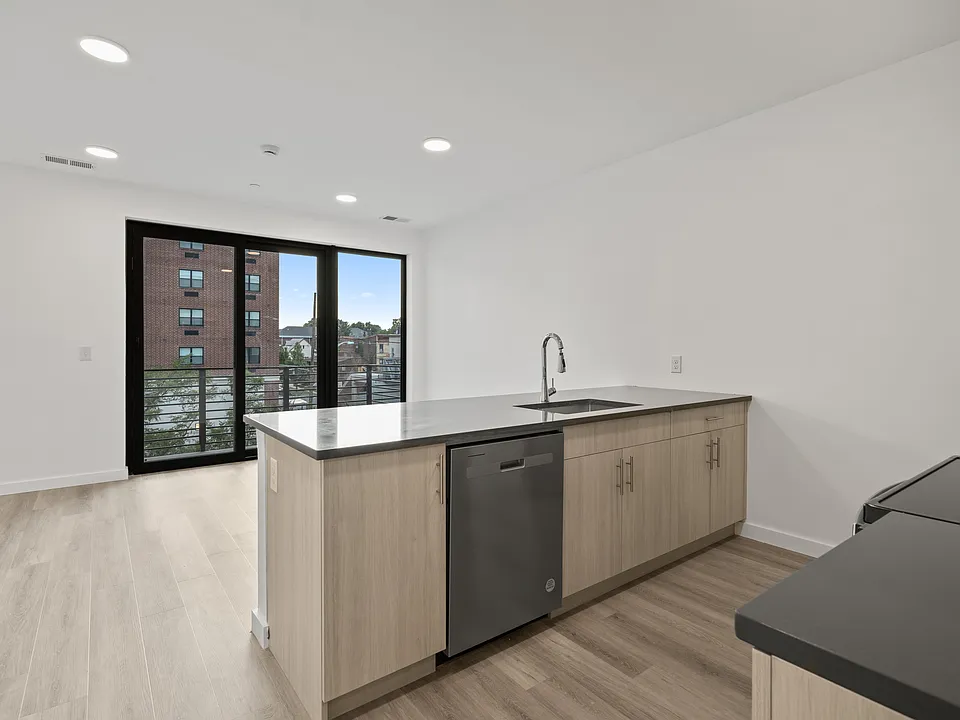 117-121 Prospect Ave #510