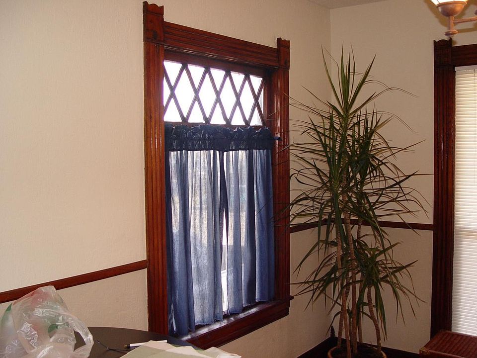 1st image of 16 Elm St