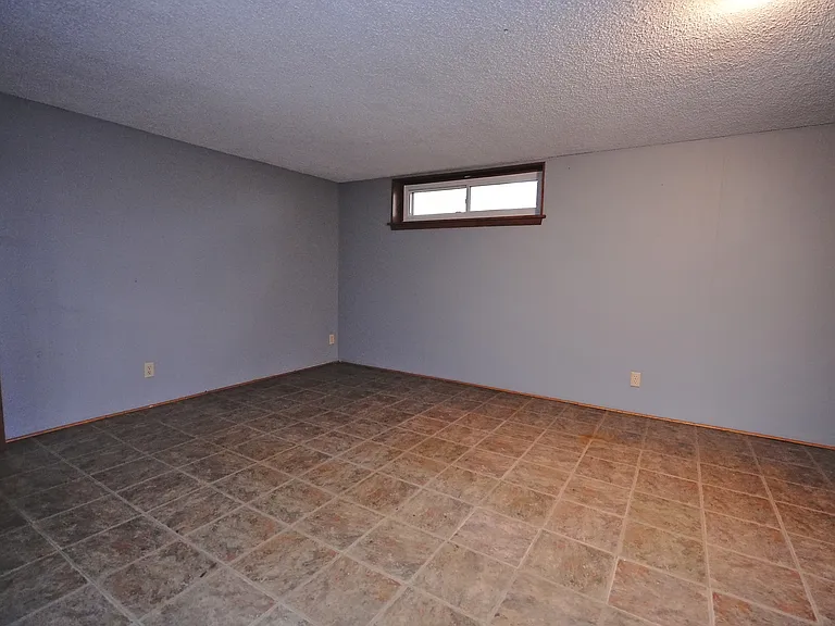 9036 Old Cedar Ave S — Photo 7