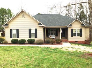 195 Meadow Lake Dr, Salisbury, NC 28146