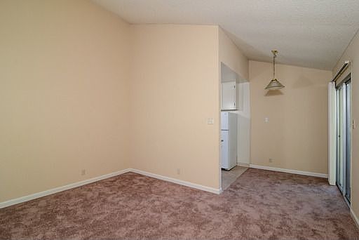2nd image of 711 13th St APT 3