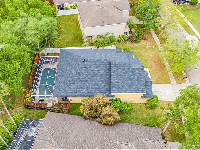 19151 Dove Creek Dr — Photo 28