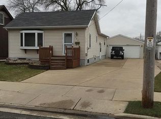 124 Lorraine Ave, Neenah, WI 54956