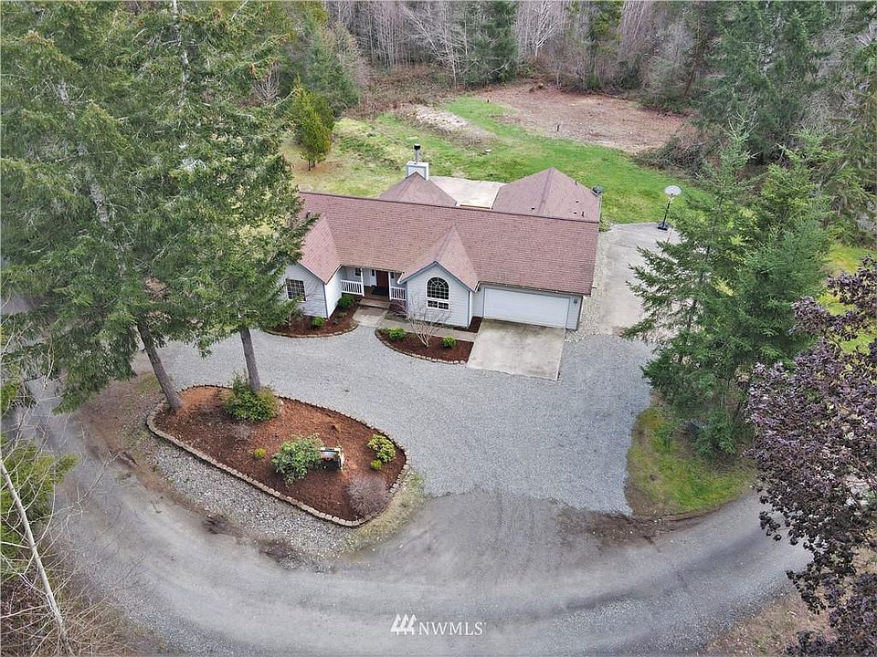 1st image of 11 E Cyndi Dr