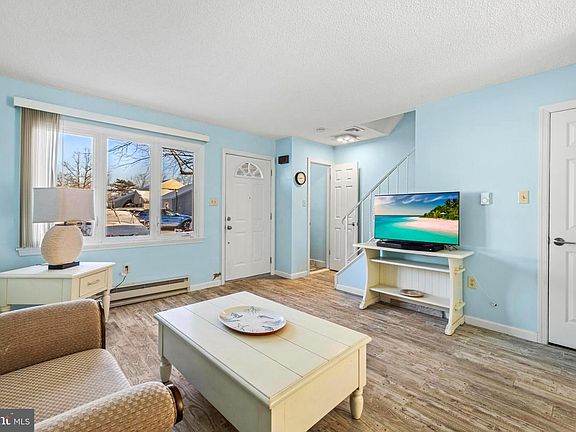 4th image of 35 S Seas Ct