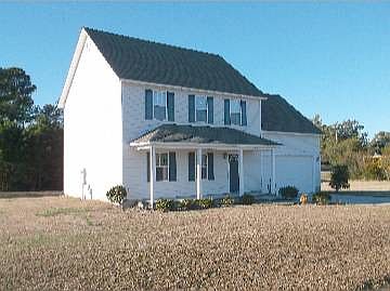 1st image of 102 Blue Bird Ln