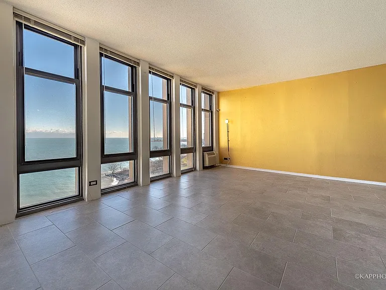 6700 S South Shore Dr #22B — Photo 6