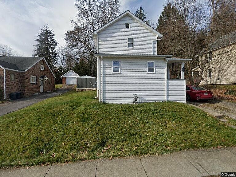 1st image of 617 Lafayette St