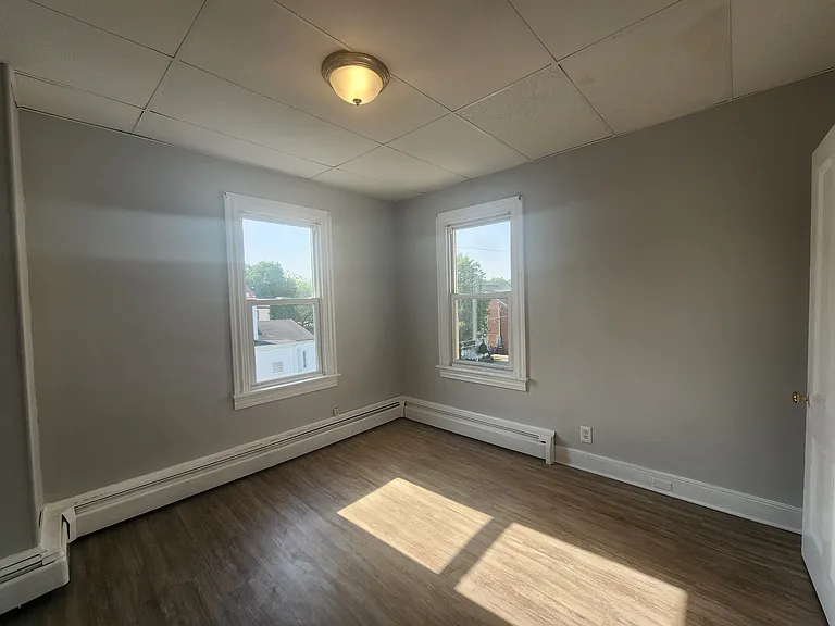 843 Ferry St #2 — Photo 8