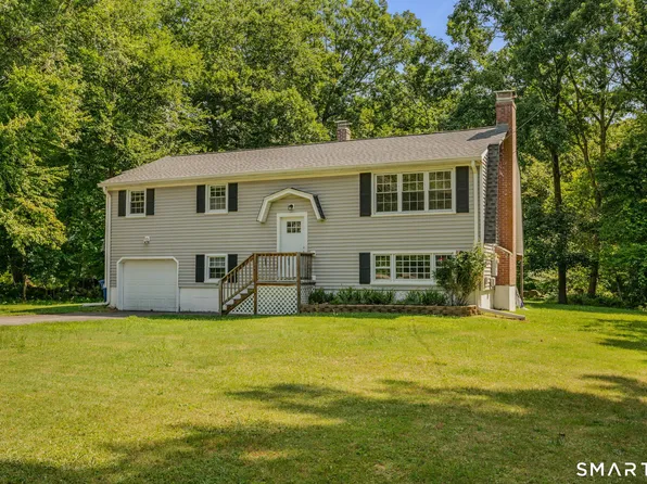 5 Partridge Hollow Road, Ledyard, CT 06335